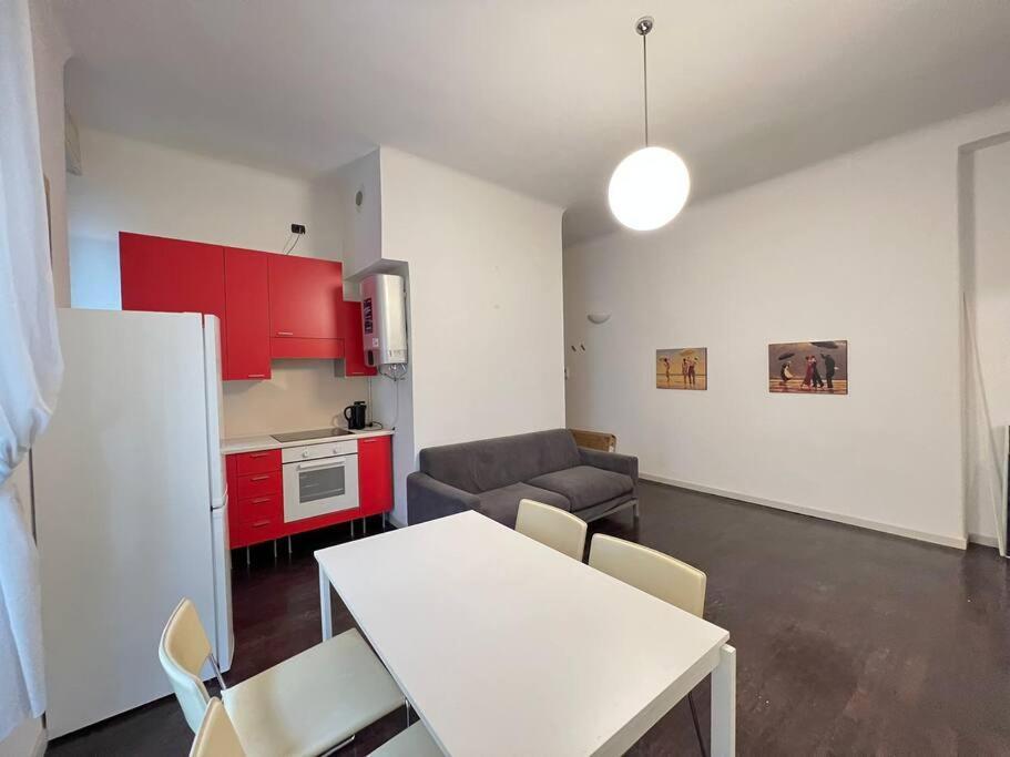 Modern Pretty Apartment Near Isola Zone Milano Exteriör bild
